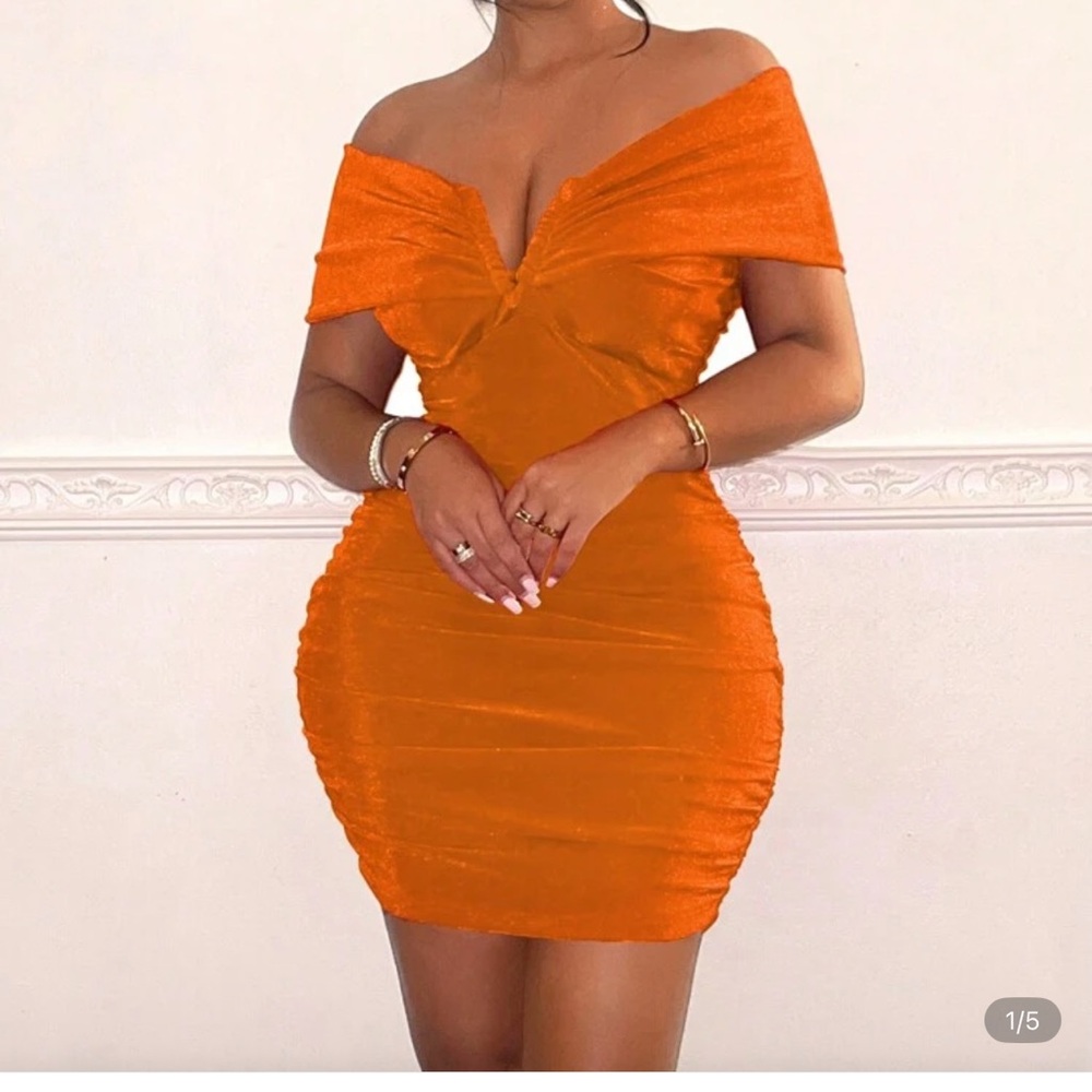SHEIN Orange Ruched Off-Shoulder Mini Dress